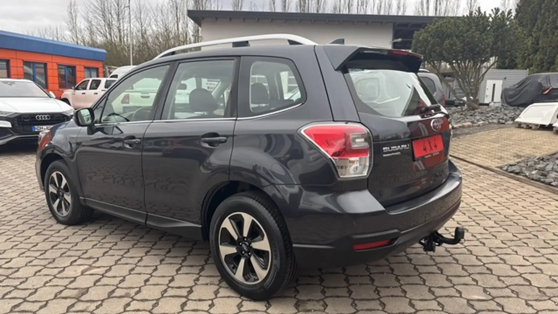 Subaru Forester 4x4 Exclusive LED RFK AHK SHZ Grau - 2