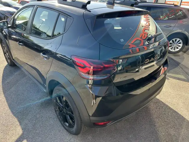 Dacia Sandero view 5