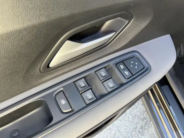 Dacia Sandero view 9