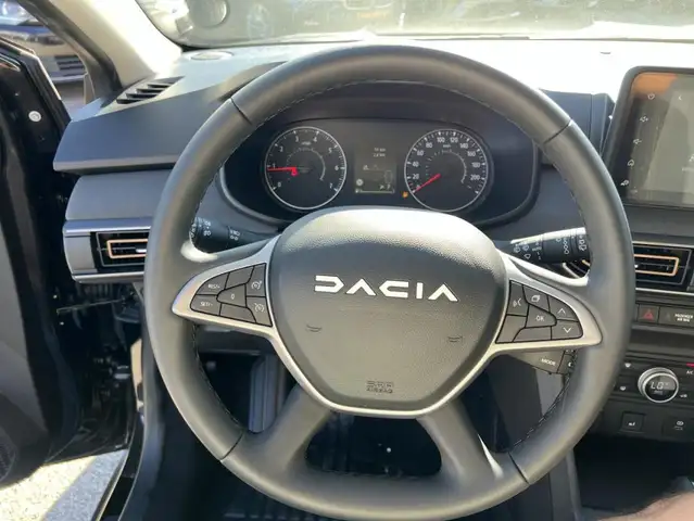 Dacia Sandero view 13