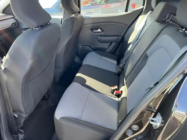 Dacia Sandero view 7