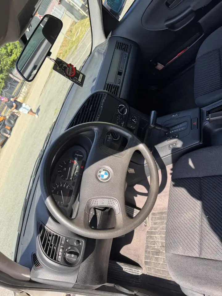 BMW 318i auto cat., foto 8