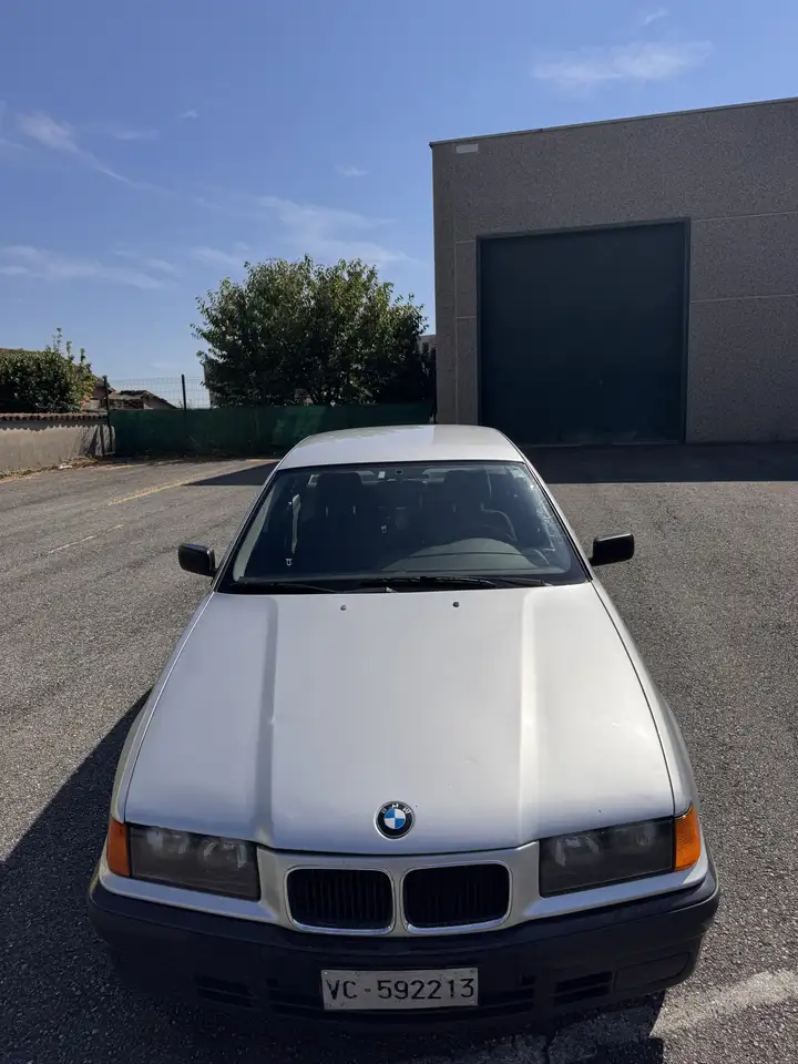 BMW 318i auto cat., foto 6