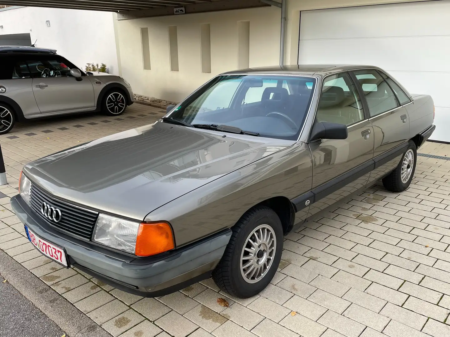 Audi 100 100 2.3 E brončana - 1