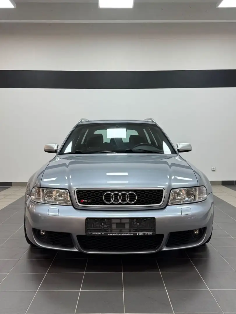 Audi RS4 2.7 quattro Grau - 1