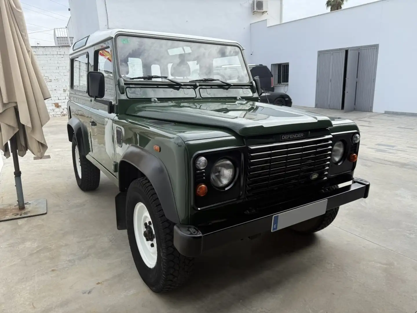 Land Rover Defender 90TDI SW Verde - 1