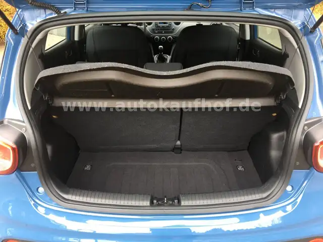 Hyundai i10 view 12