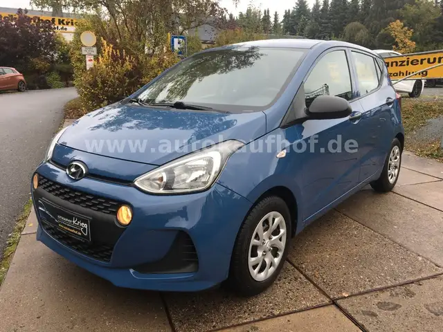 Hyundai i10 view 3