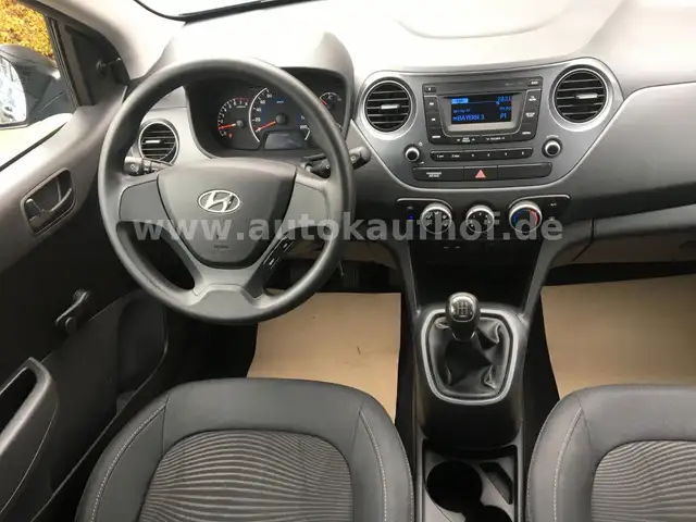 Hyundai i10 view 11