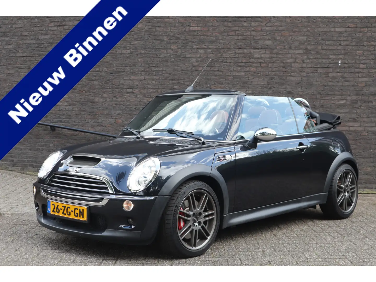 MINI Cooper S Cabrio Mini 1.6 Sidewalk, 17" Xenon, PDC, leder, keurige Negro - 1
