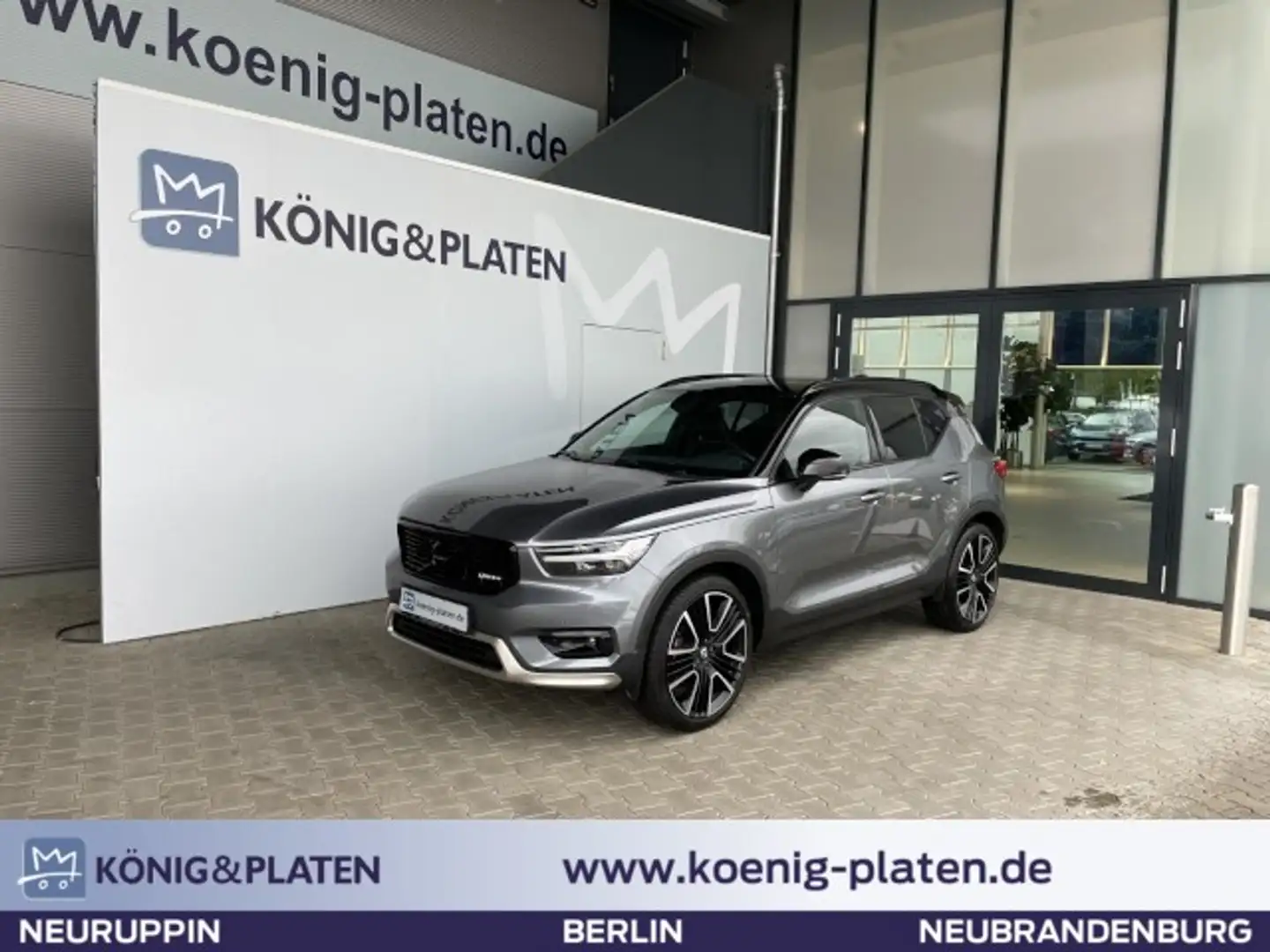 Volvo XC40 T5 AWD R-Design (EURO 6d-TEMP) Klima Navi Grau - 1