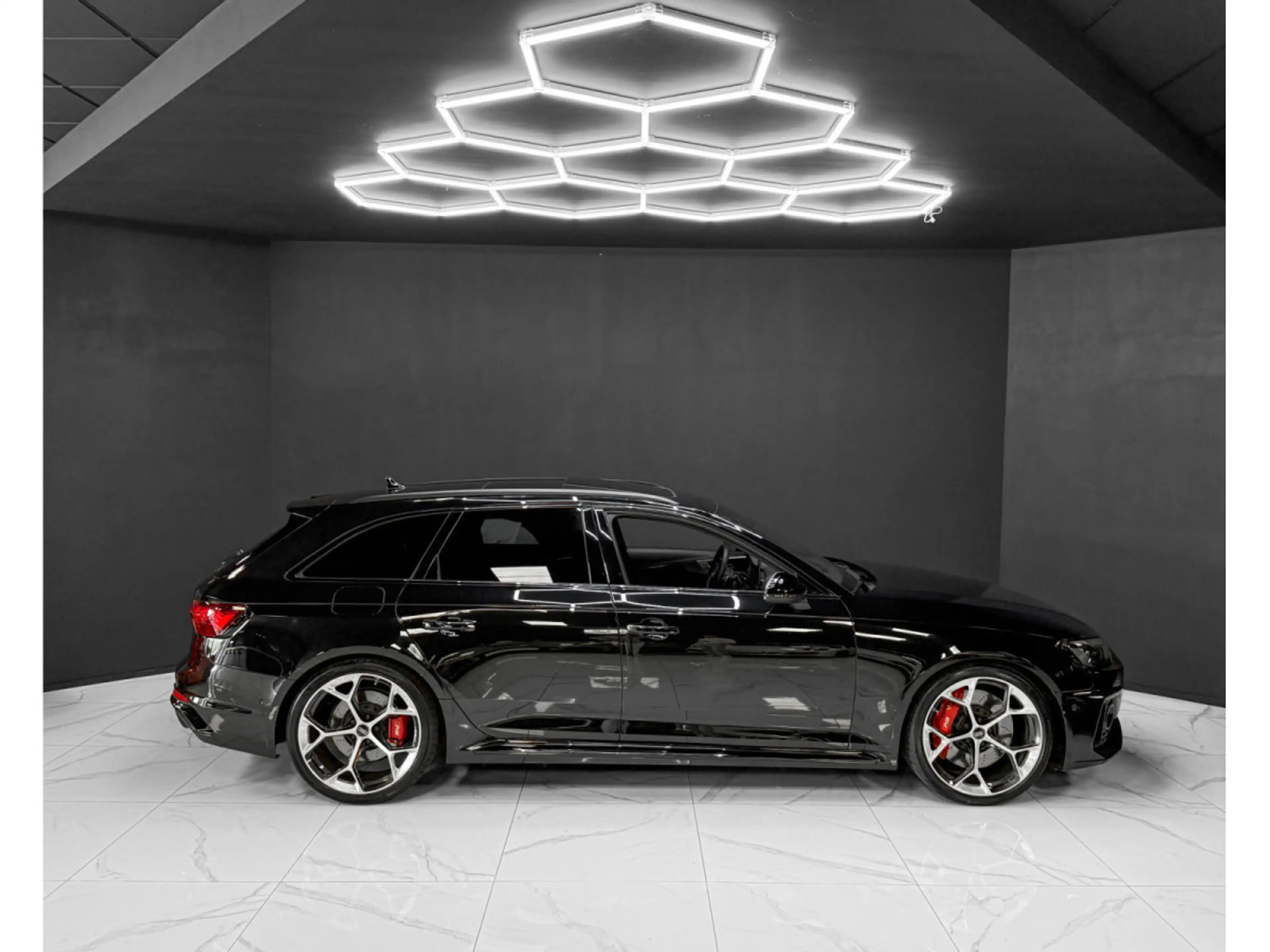 Audi RS4 COMPETITION - WARRANTY 2027 — photo 6
