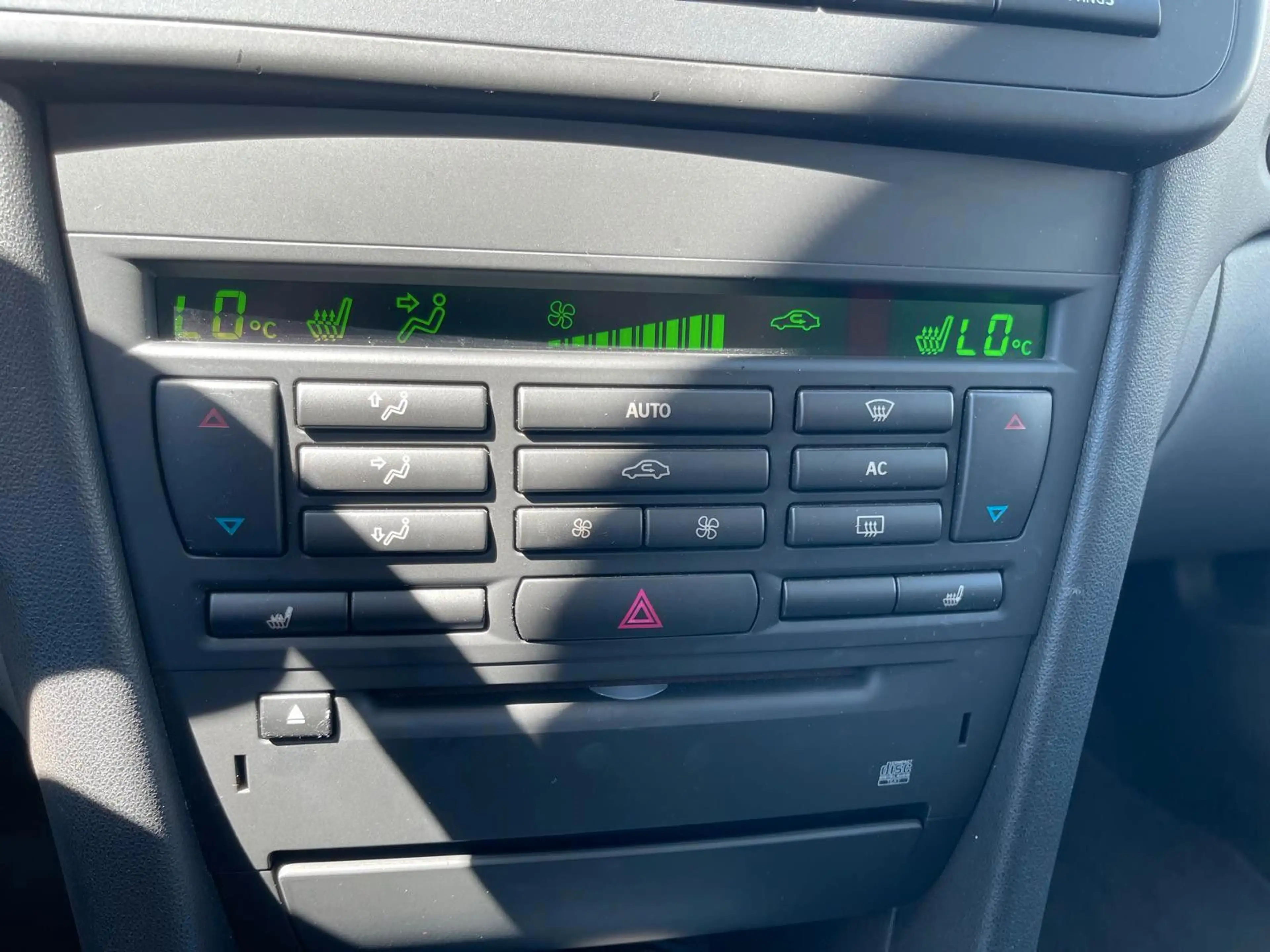 Saab 9-3 Lim. 1.8T Arc/S-Heft/Teilleder/3.Hand — photo 12