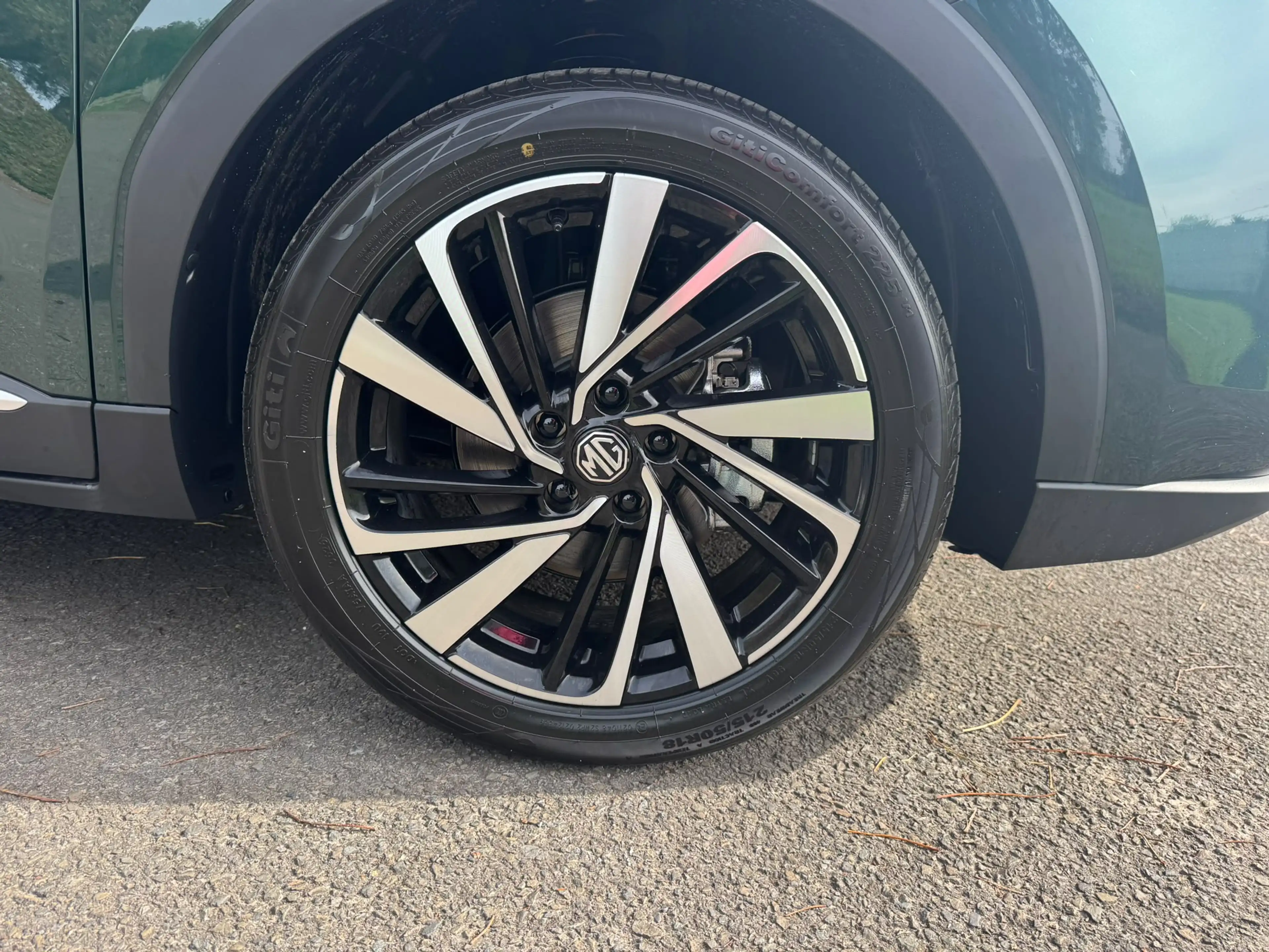 MG ZS MG HEV luxury — photo 12