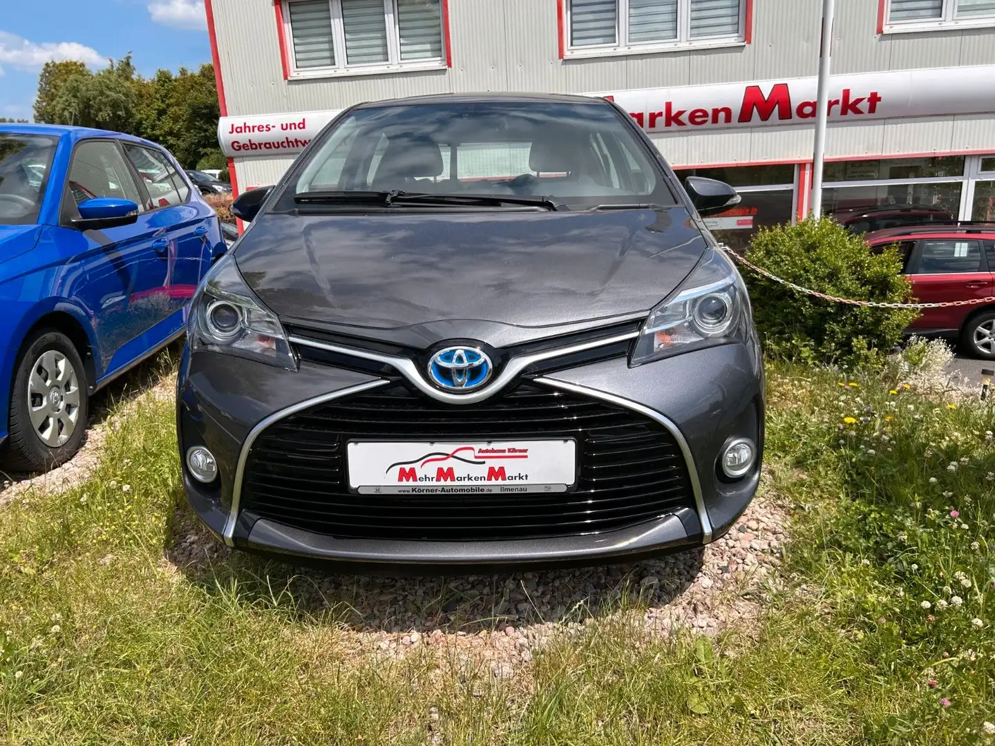 Toyota Yaris Comfort Hybrid  AT+Winterräder Gris - 2