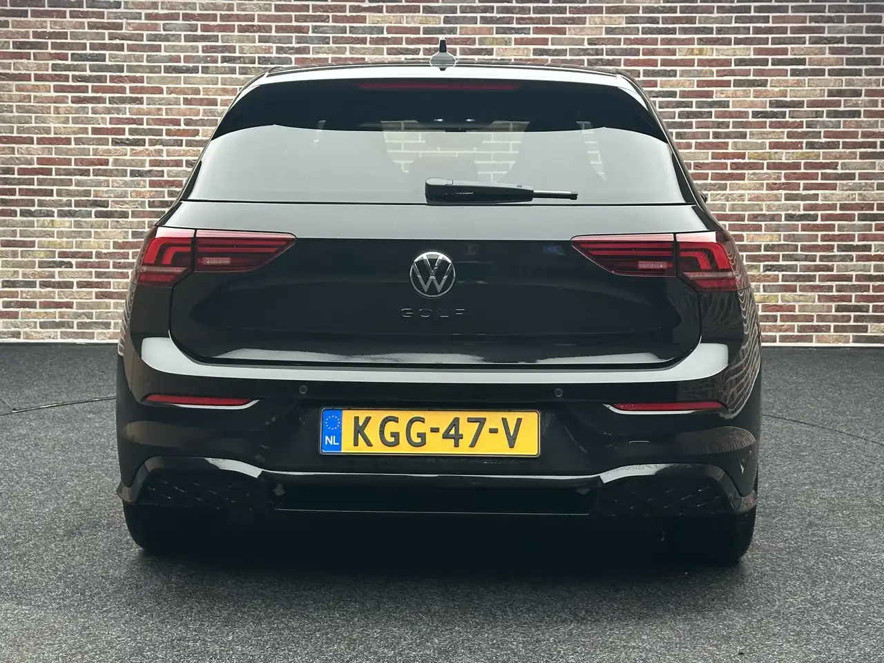 Volkswagen Golf 1.5 eTSI R-Line Edition Pano Head up, миниатюра 7