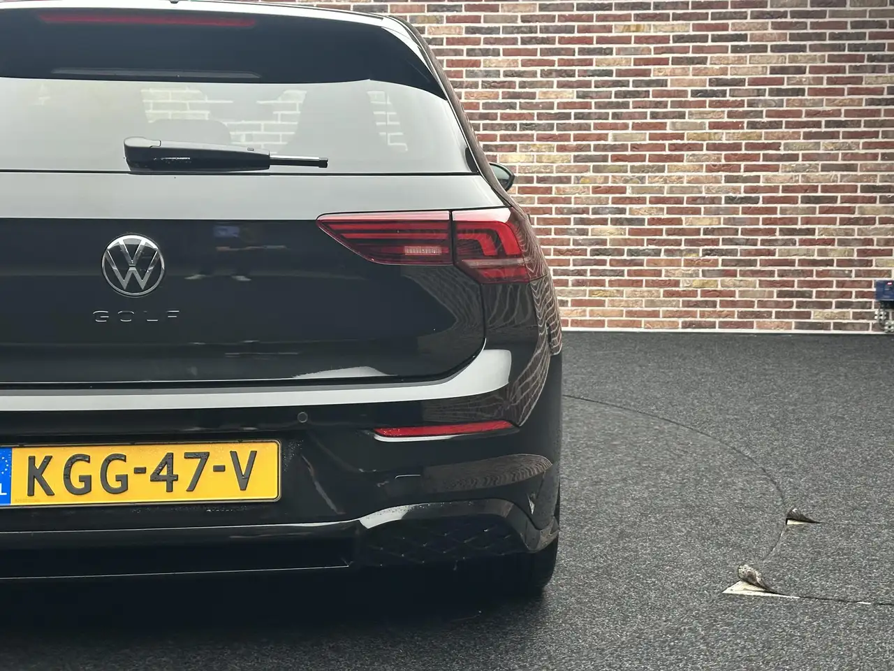 Volkswagen Golf 1.5 eTSI R-Line Edition Pano Head up, миниатюра 30