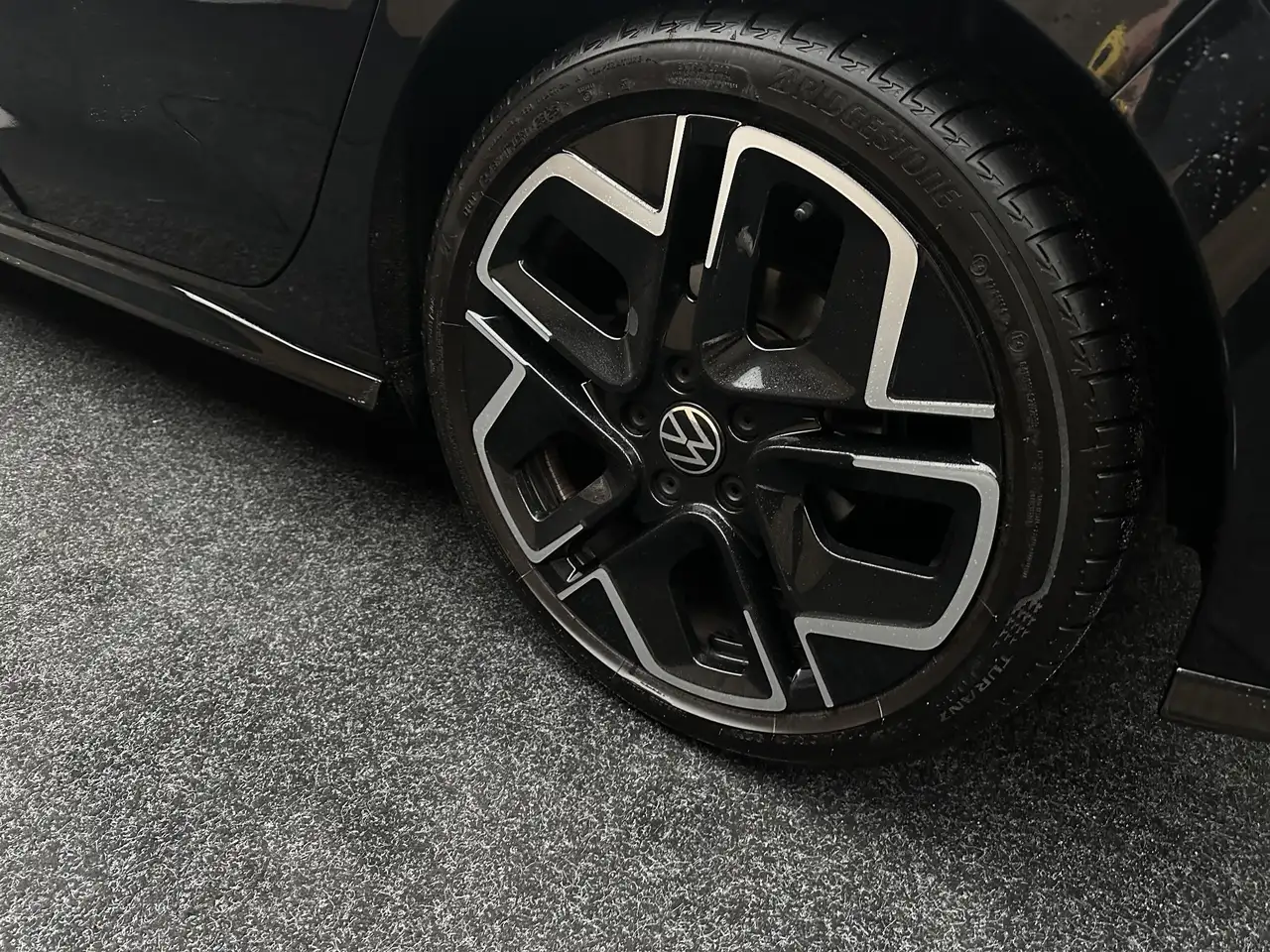 Volkswagen Golf 1.5 eTSI R-Line Edition Pano Head up, миниатюра 8