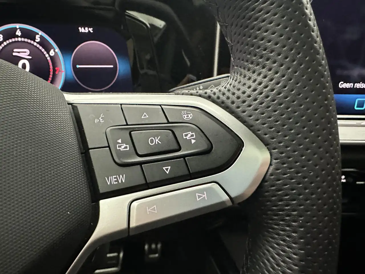 Volkswagen Golf 1.5 eTSI R-Line Edition Pano Head up, миниатюра 13