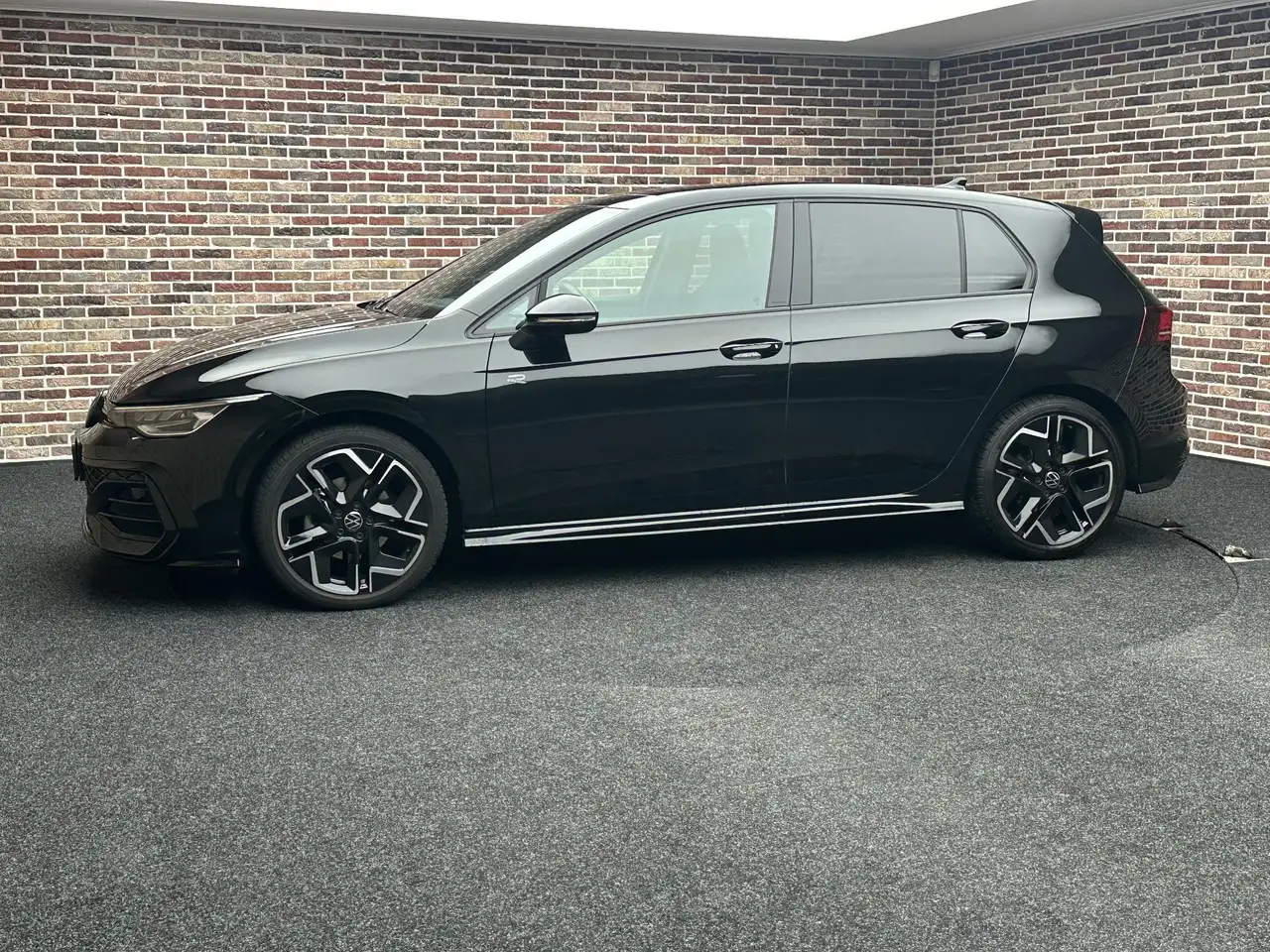Volkswagen Golf 1.5 eTSI R-Line Edition Pano Head up, миниатюра 6