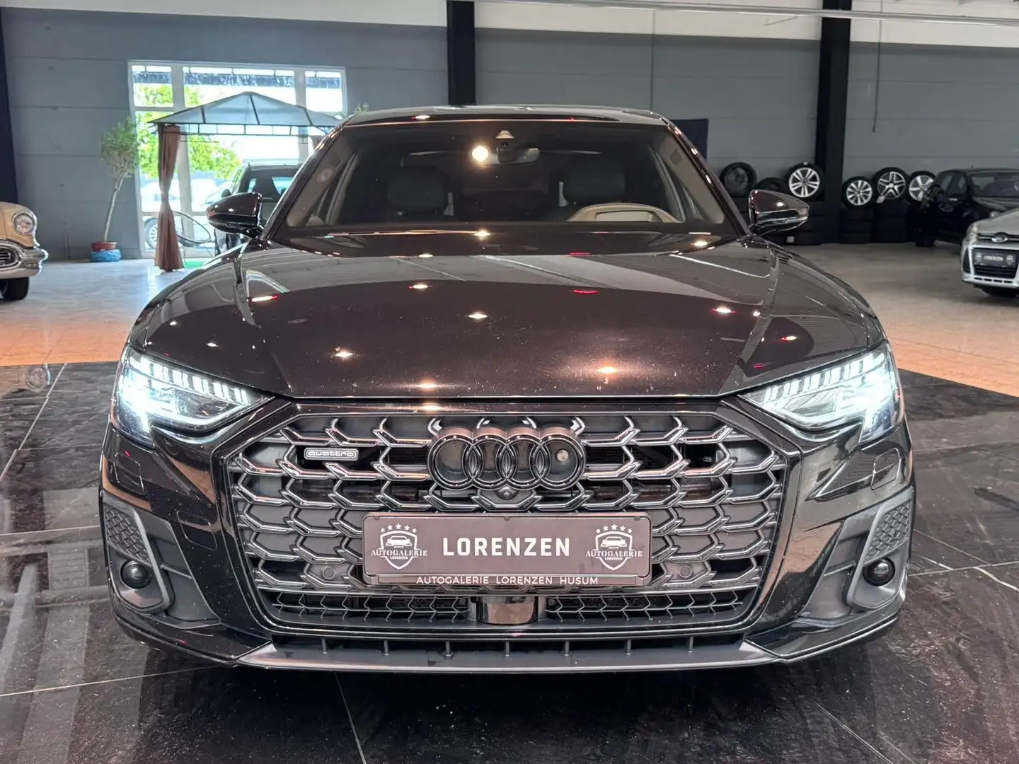 Audi A8 50 TDI L quat. Chauffeurpaket TV 160UPE Schwarz - 2