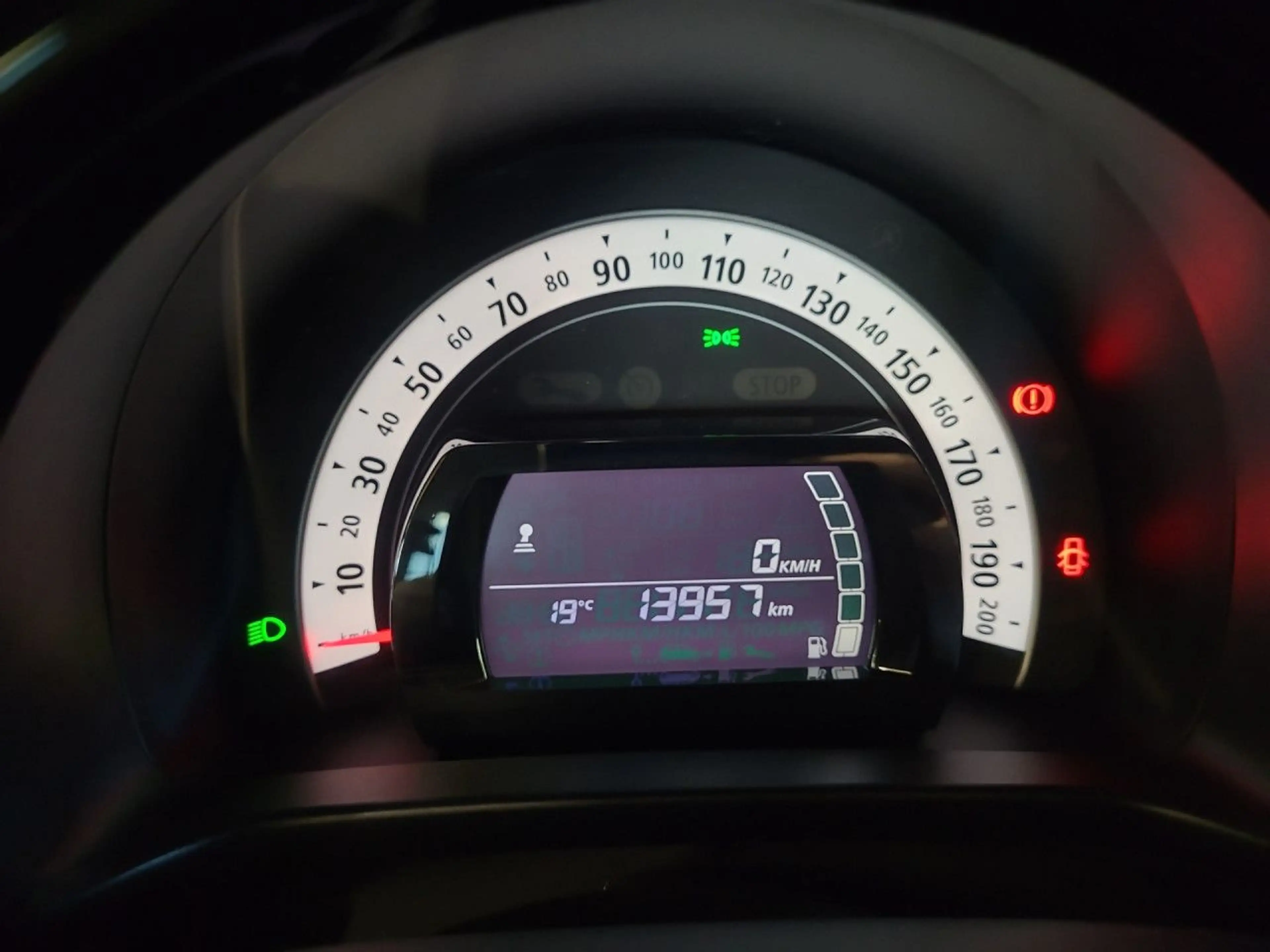 Renault Twingo Urban Night Bluetooth Navi Klima — photo 20