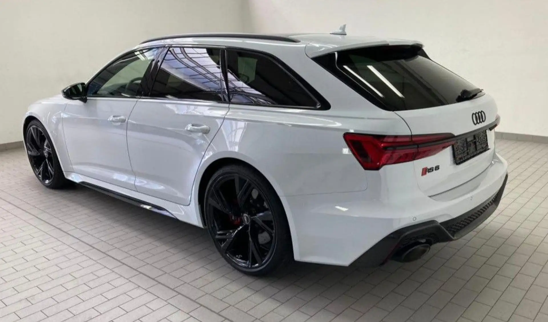 아우디 Audi RS6 4.0 TFSI 2021 흰색 사진 7