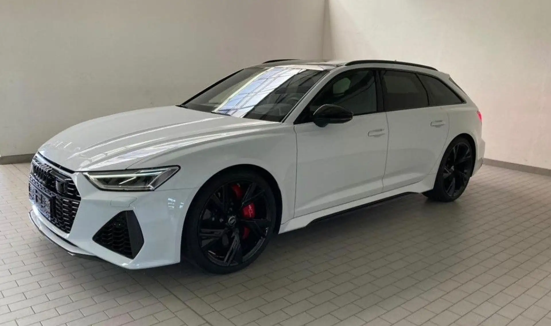 아우디 Audi RS6 4.0 TFSI 2021 흰색 사진 4