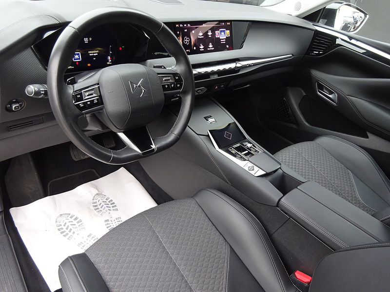 DS Automobiles DS 4 BlueHDi 130 S&S EAT8 Trocadero — photo 13