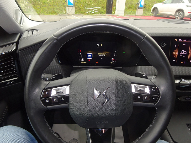 DS Automobiles DS 4 BlueHDi 130 S&S EAT8 Trocadero — photo 8