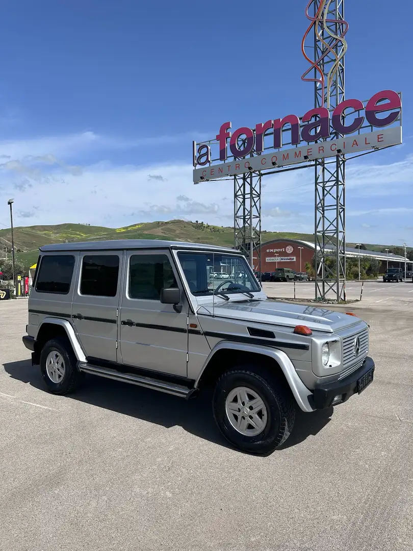 Mercedes-Benz G 350 td c/abs,airbag,clima SW lungo Stříbrná - 1