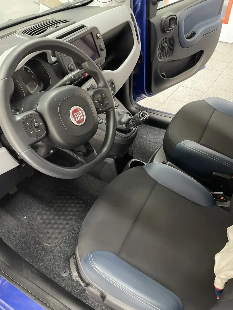 Fiat New Panda city cross - 2