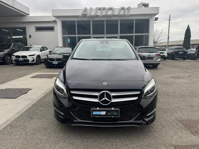 Mercedes-Benz B 200 B 200 d Premium Tech auto