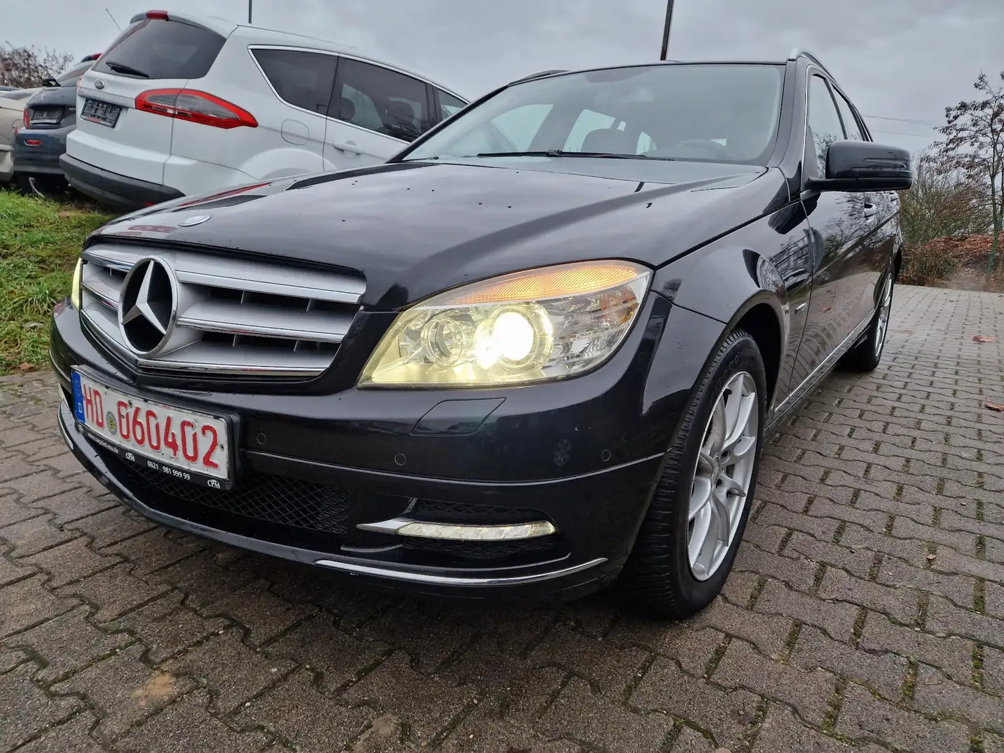 Mercedes-Benz C 180 C 180 T CGI BlueEfficiency Schwarz - 1