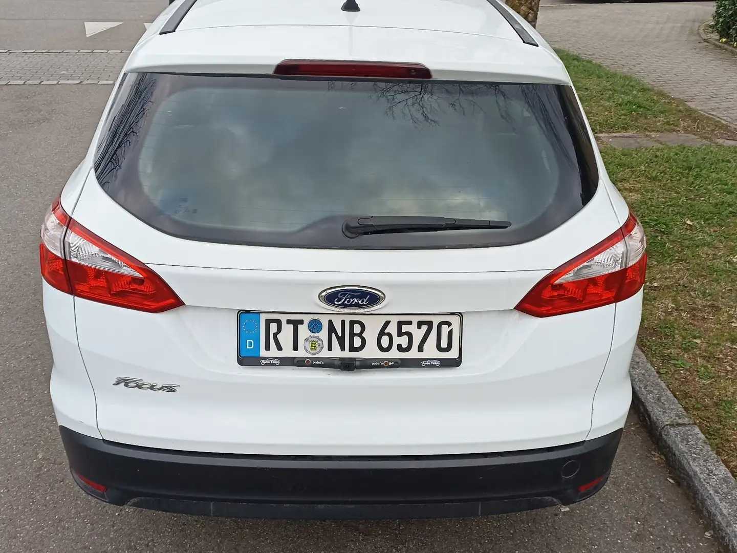 Ford Focus 1.6 16V Viva I - 1