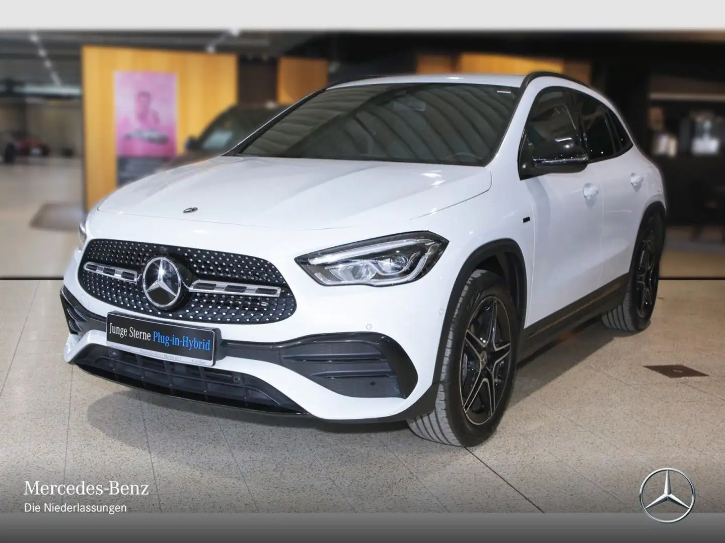 Mercedes-Benz GLA 250 e AMG+NIGHT+LED+KAMERA+19"+8G Weiß - 2