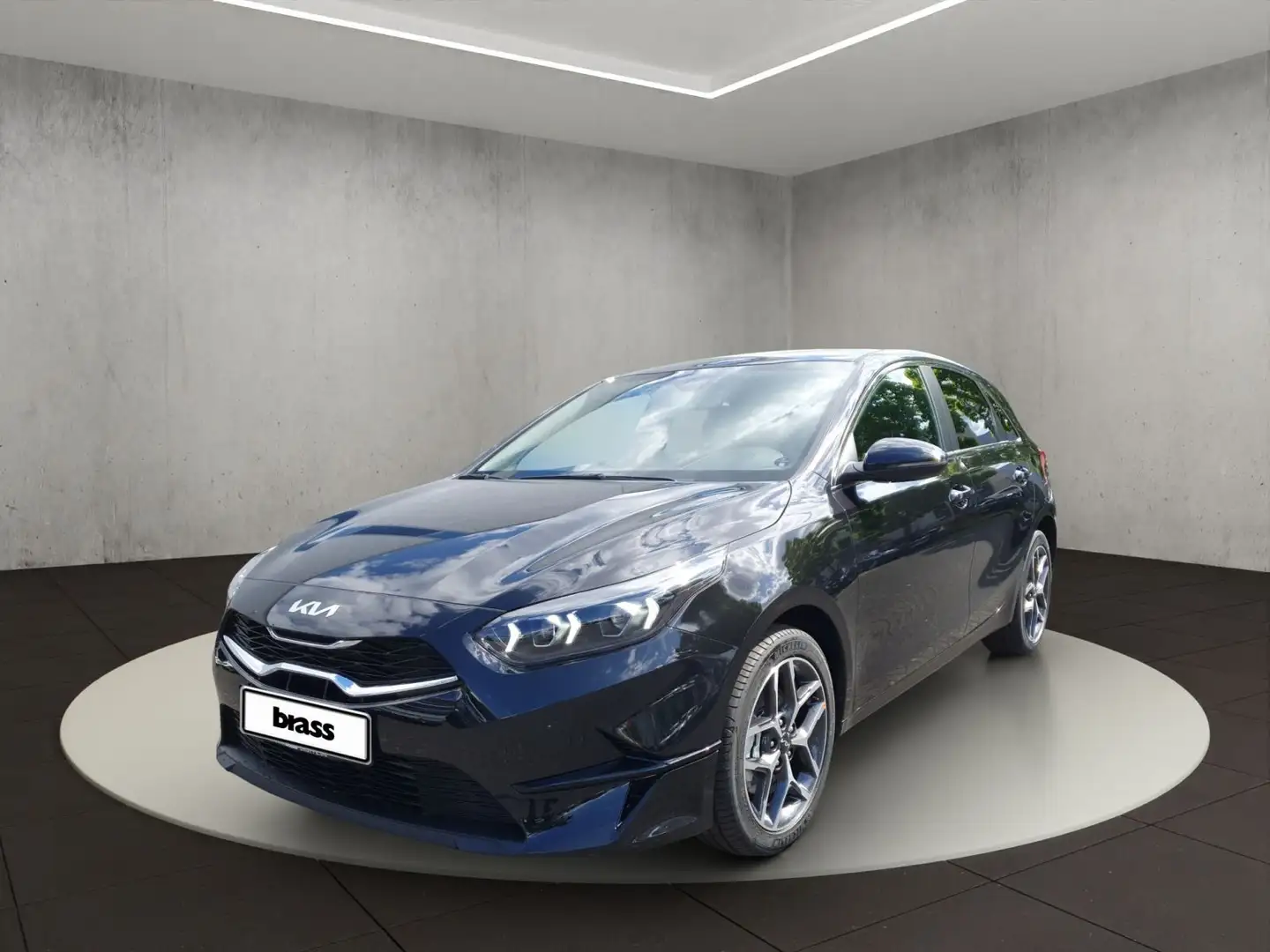 Kia Ceed / cee'd CEED_5 1.5T 140 ULTIMATE STY Schwarz - 1