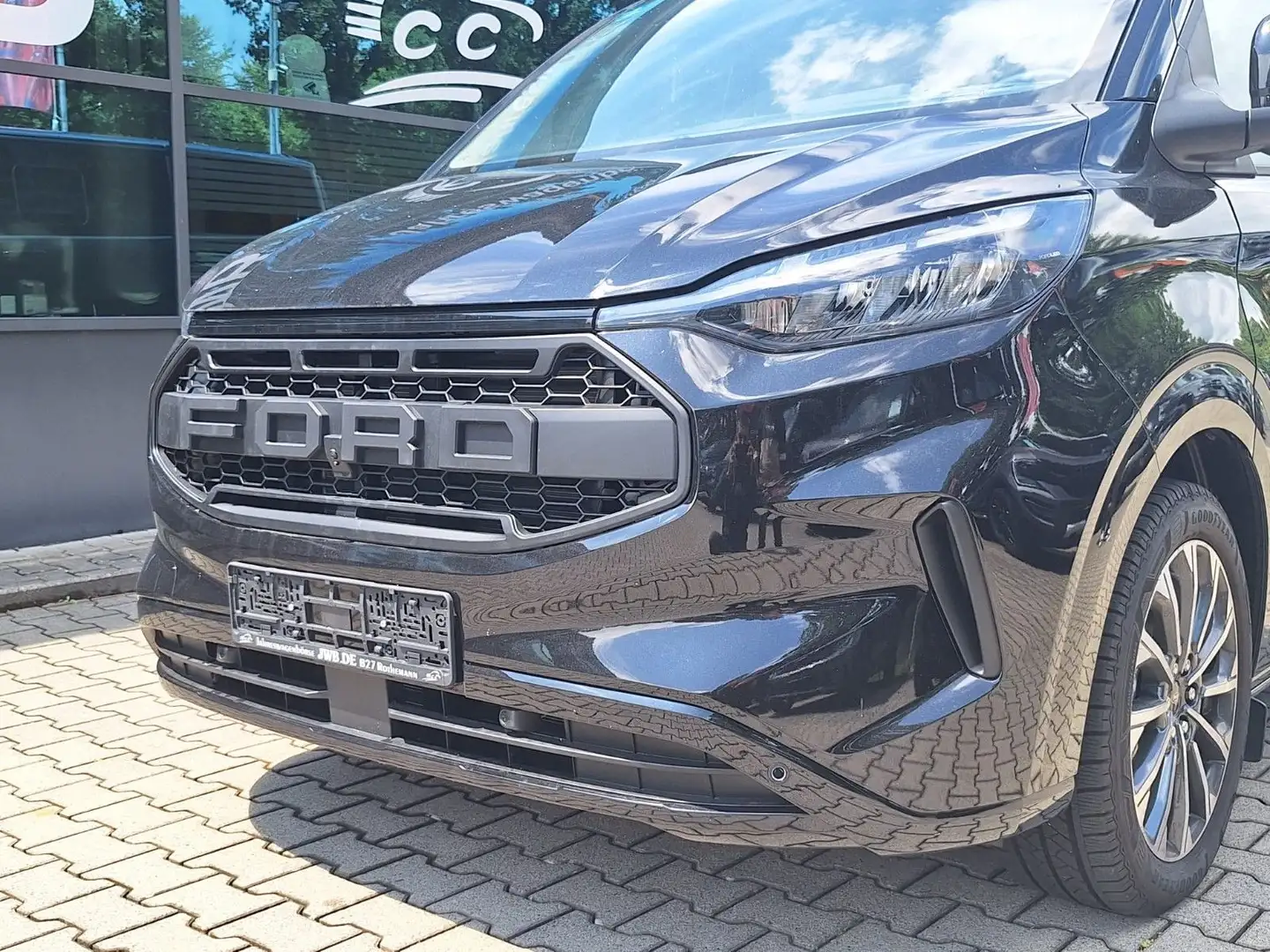 Ford Tourneo Custom Tourneo Titanium L2 Standhz AHK 4x4 Tech5 LAGER Noir - 1