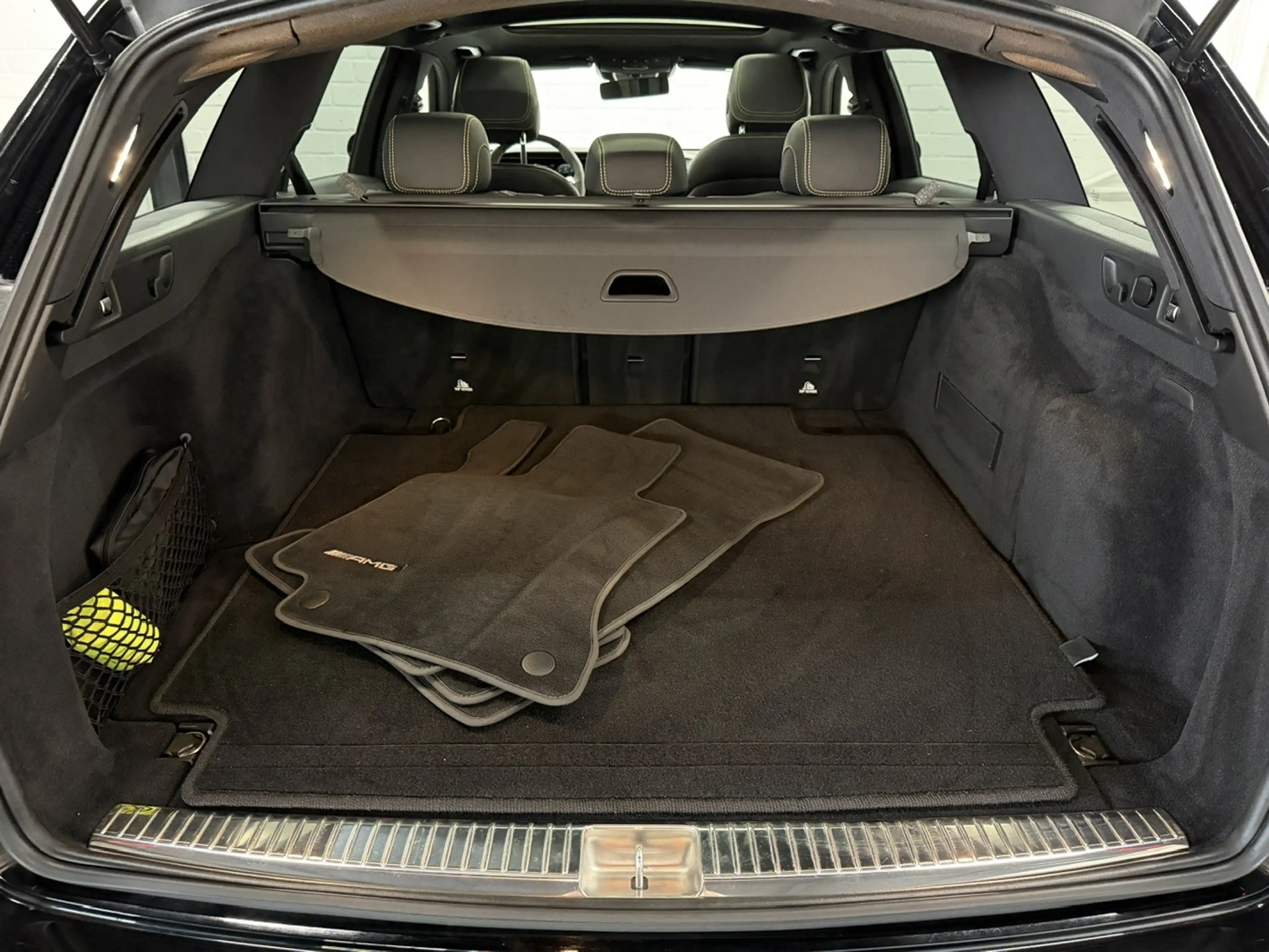 Mercedes-Benz E 63 AMG S 4MATIC+ |Keramikbremse | UPE:162459 € — photo 8