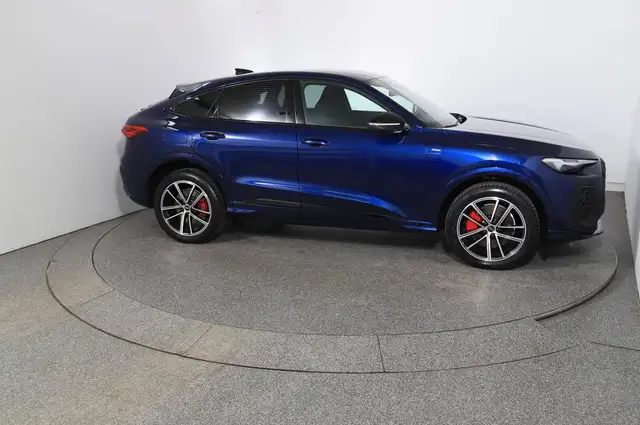 Audi Q5 TDI quattro 150 kW Ansicht 4