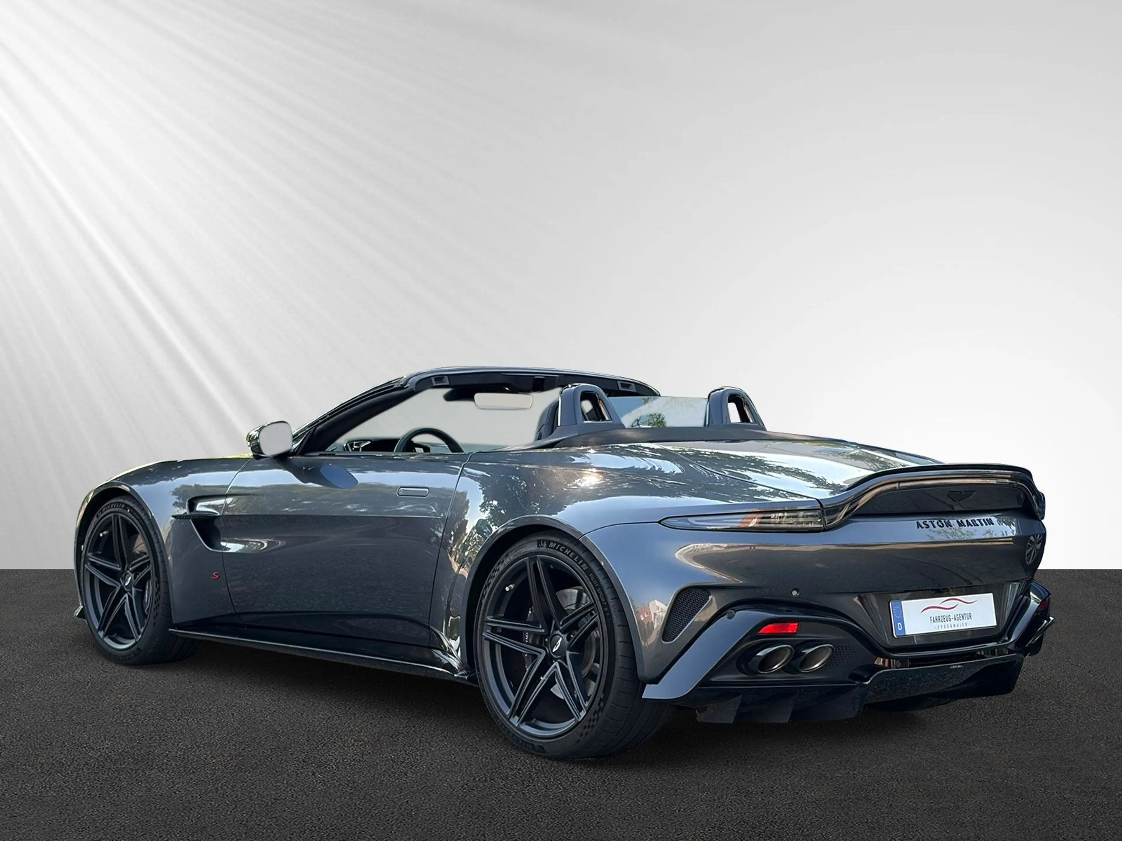 Aston Martin V8 Roadster S/BRD/Carbon/Inspire — photo 3