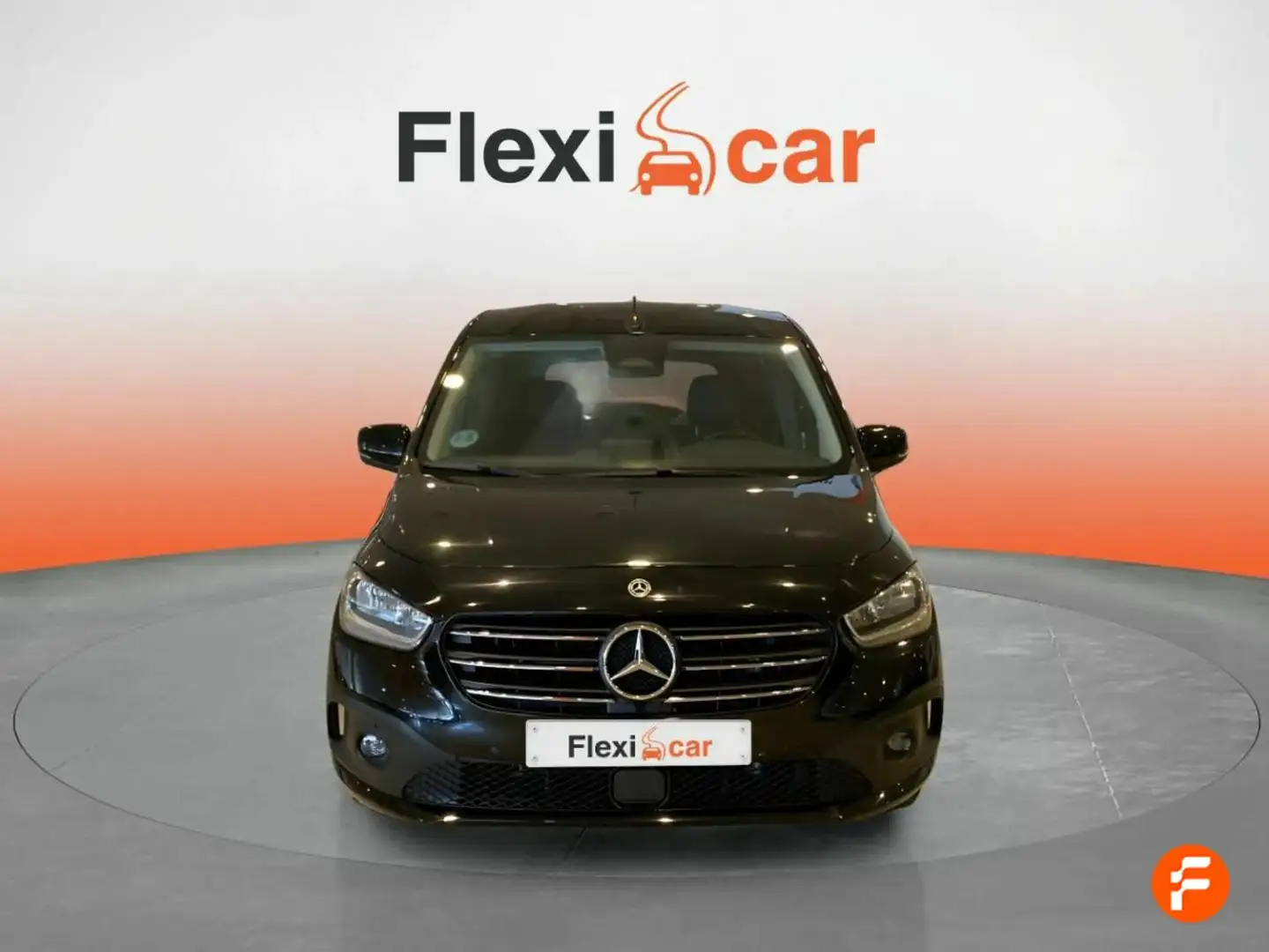 Mercedes-Benz T-Class 180d 7G-DCT, 85kW/116 PS, 1461 cm3, Negro - 2
