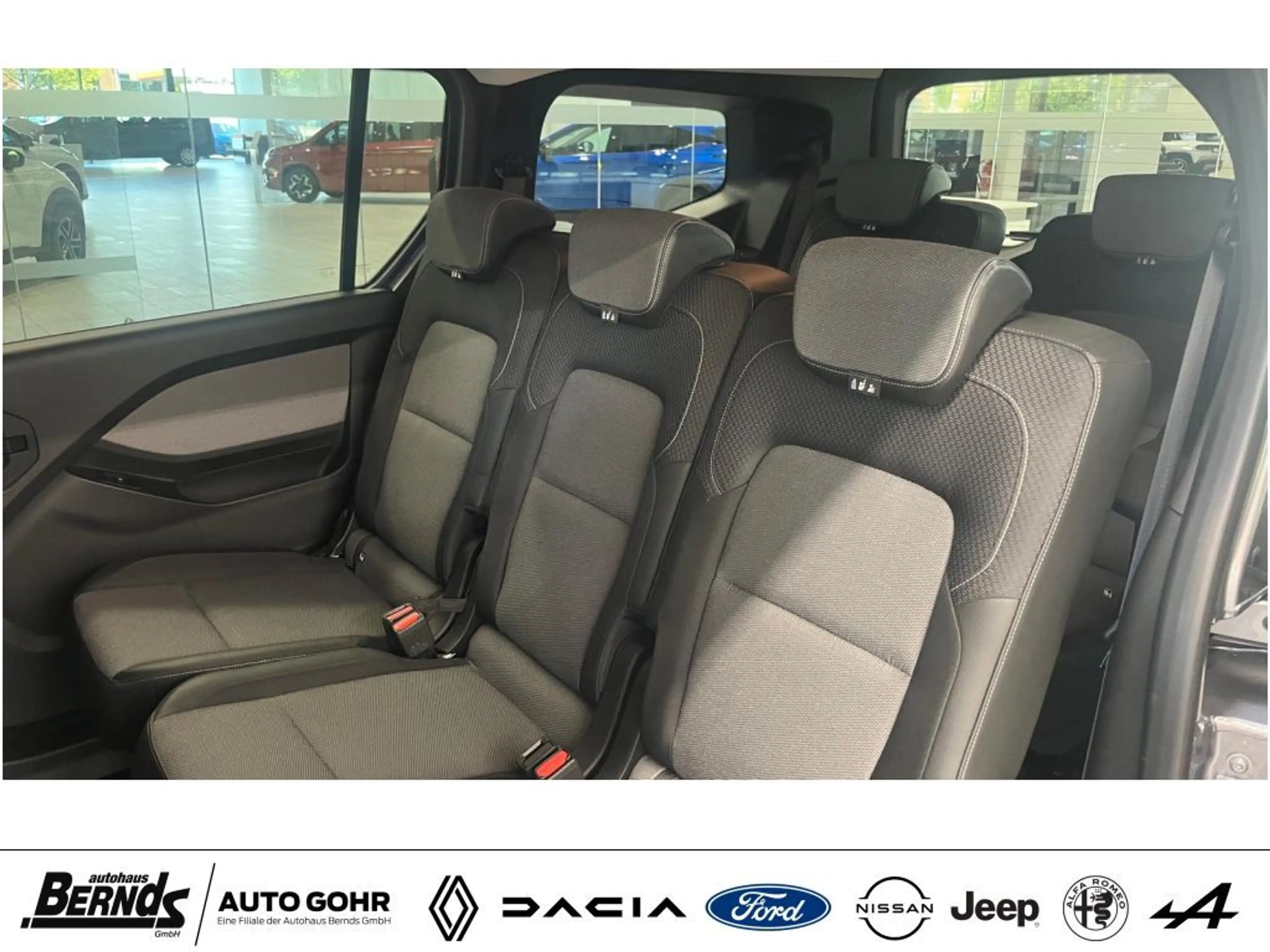 Renault Kangoo 130 EDC Techno Navi LED Carplay uvm. — photo 13