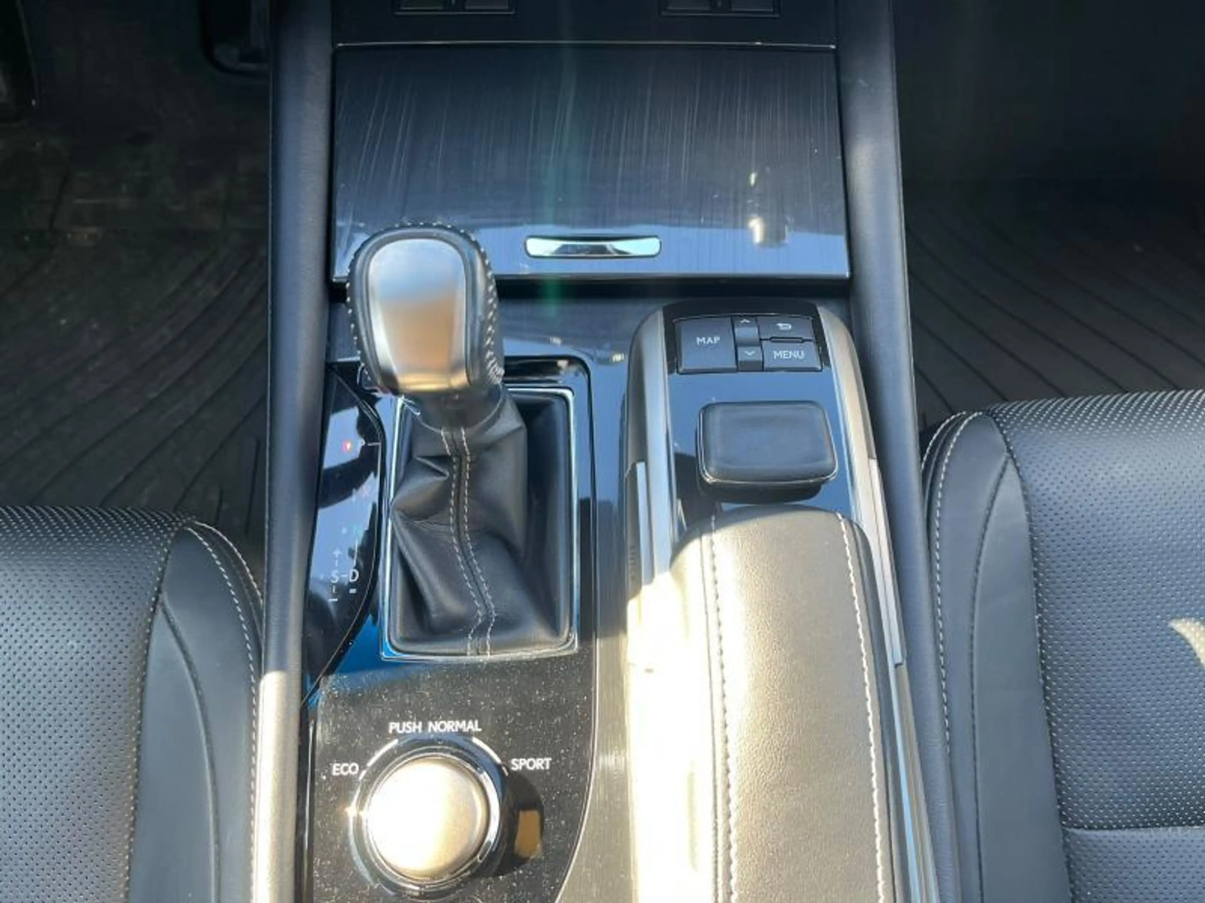 Lexus GS 300 Business Edition — photo 14