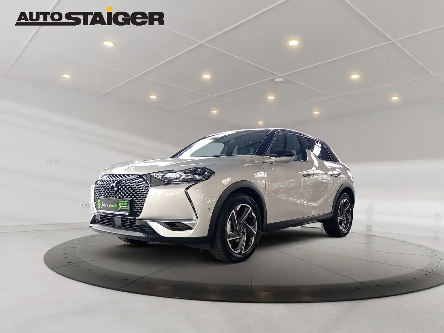 DS Automobiles DS 3 Crossback DS3 Crossback So Chic 130 *Leder*Navi*SHZ*ALU* - 2