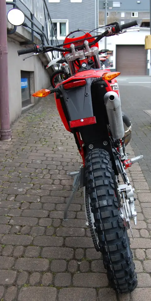 Beta RR 50 Mofa/Moped/Mokick in Rot neu in Neunkirchen