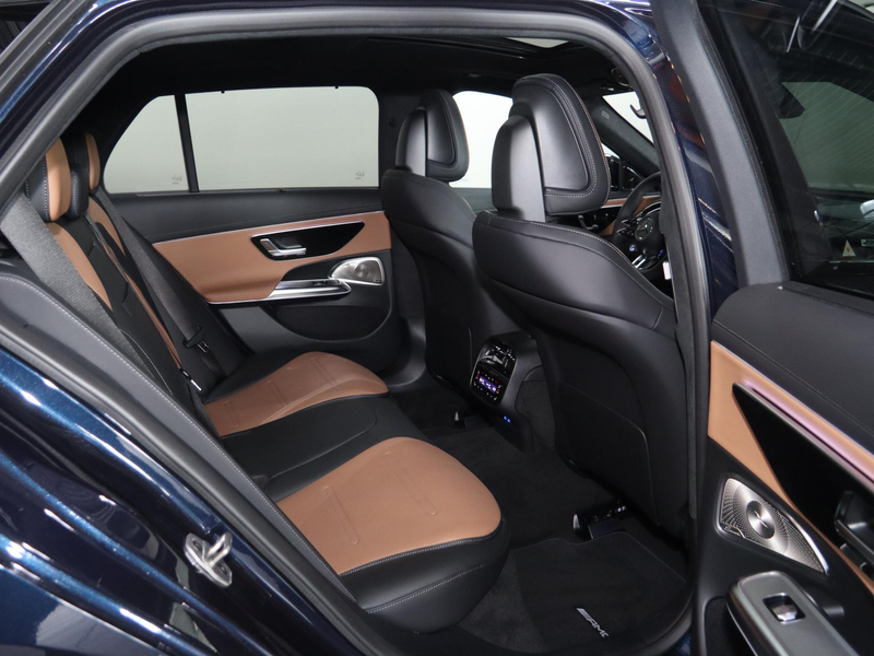 Mercedes-Benz E 53 AMG Estate 4MATIC+ Night Edition — photo 9