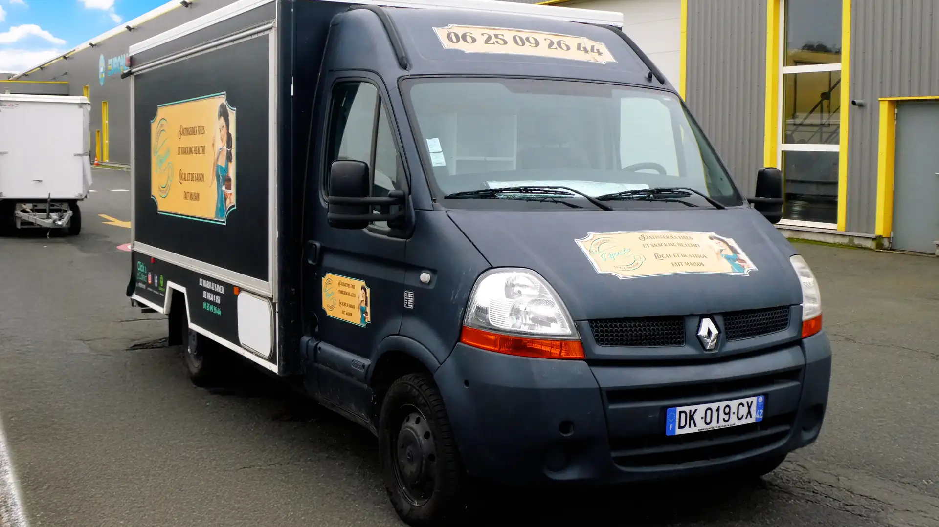 Renault Master FGN L1H1 3.5t 2.5 dCi 100 PACK PLUS Noir - 2