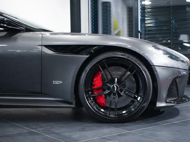 Aston Martin DBS Superleggera Coupe Ansicht 16