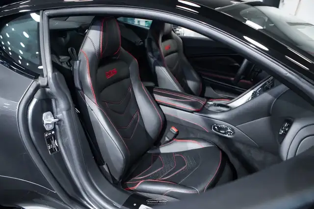 Aston Martin DBS Superleggera Coupe Ansicht 40